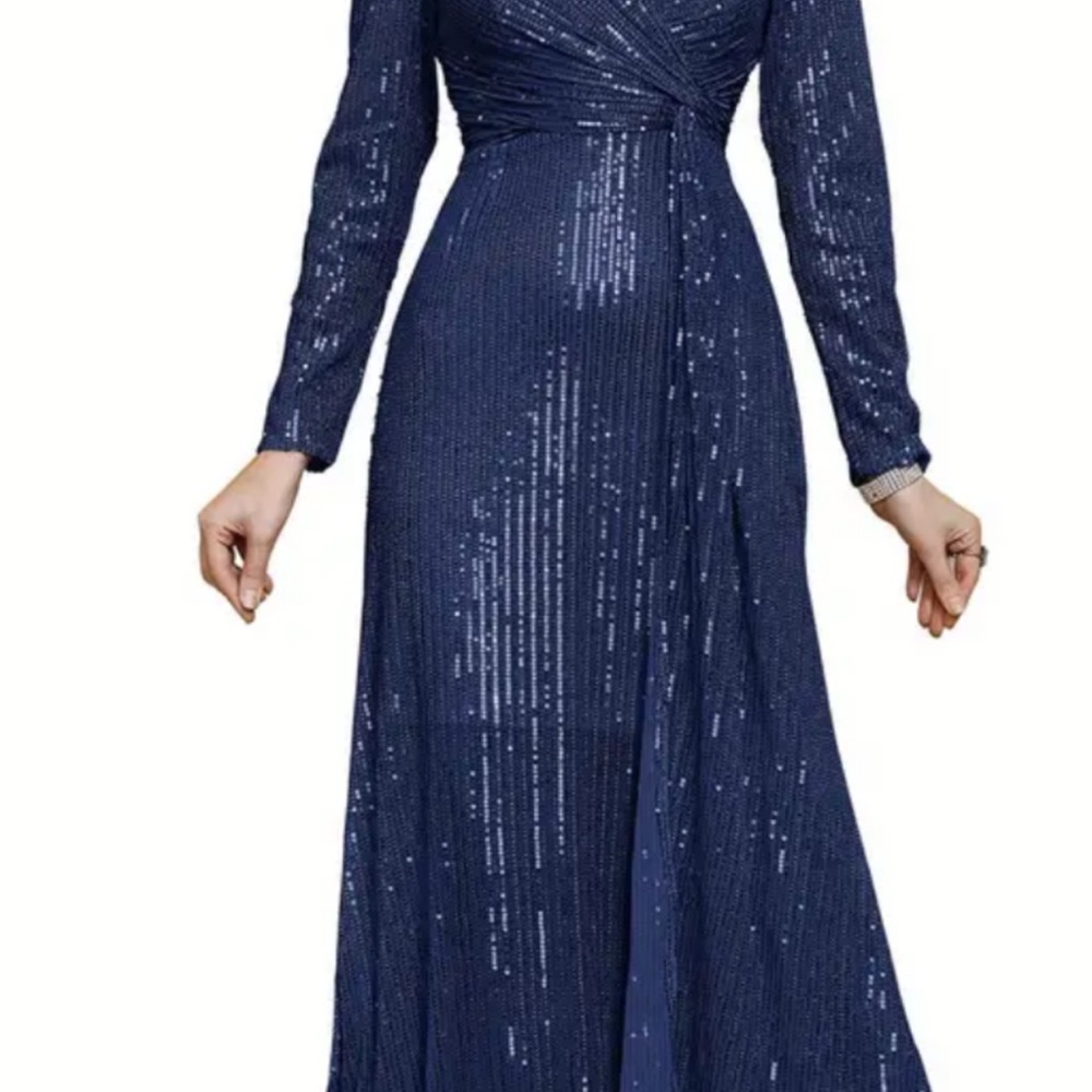 NEW Long Sleeve Sequin Dress